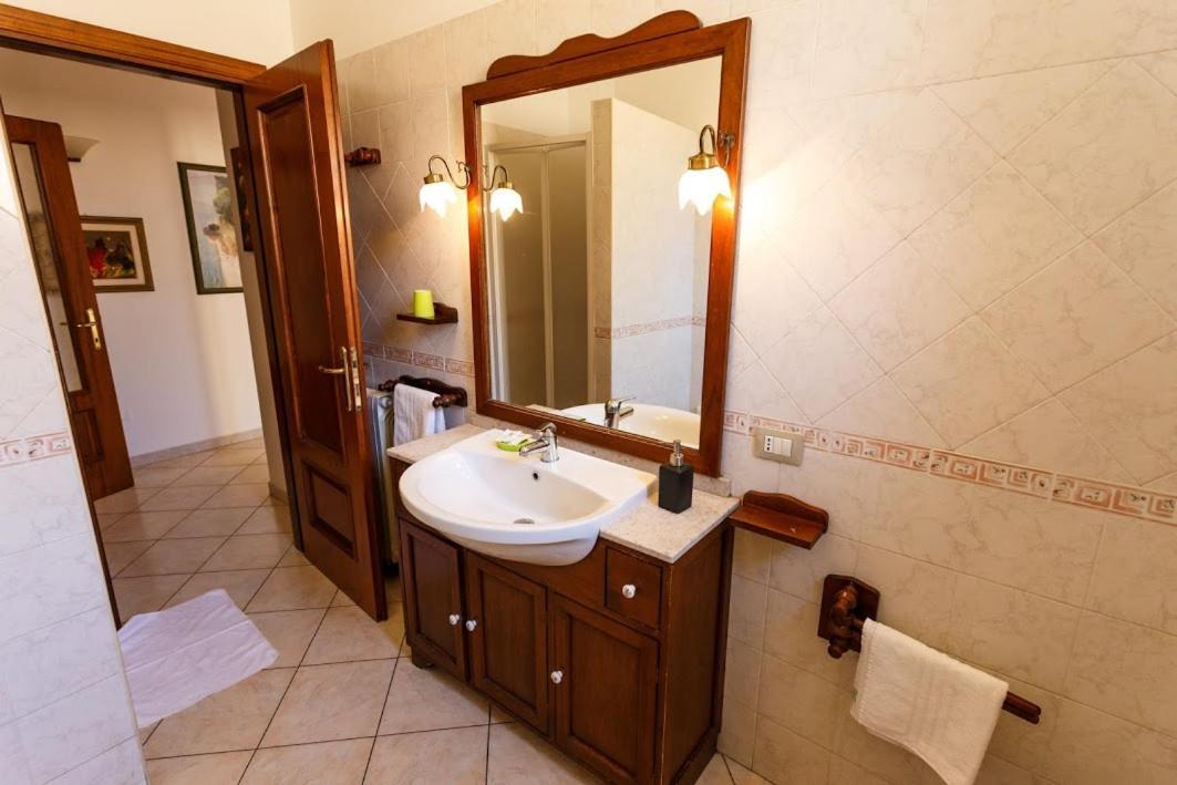 Onlyrooms Каляри Екстериор снимка